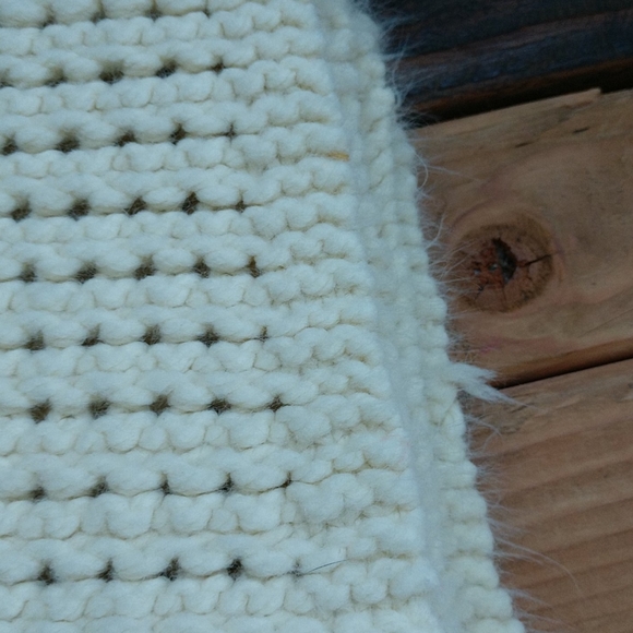 VTG handmade extra long scarf - Picture 5 of 6